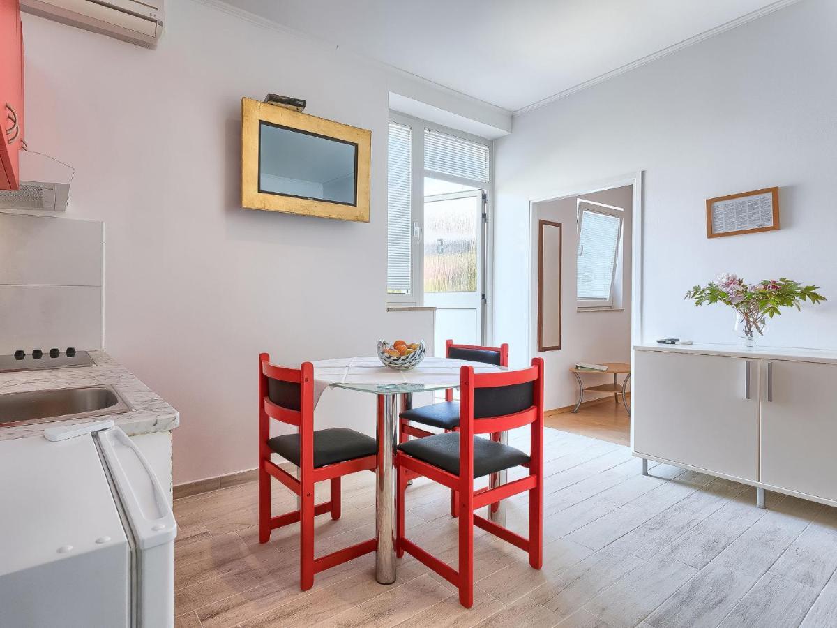 Apartment Nika-5 By Interhome أوماغ المظهر الخارجي الصورة